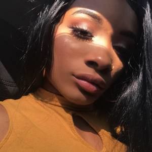 Meet your Posher, Kori